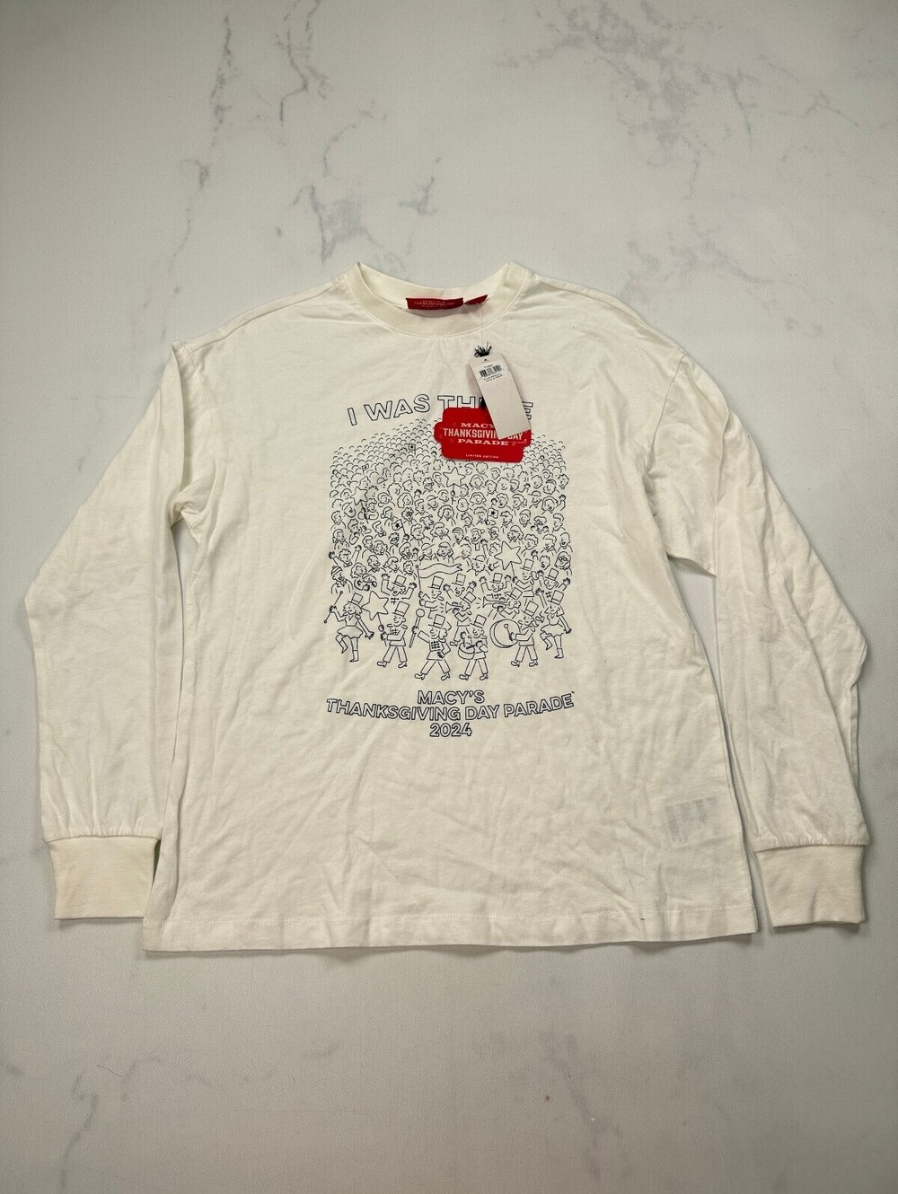 Macy's Thanksgiving T-Shirt White Modern Statement Piece - Mens XS